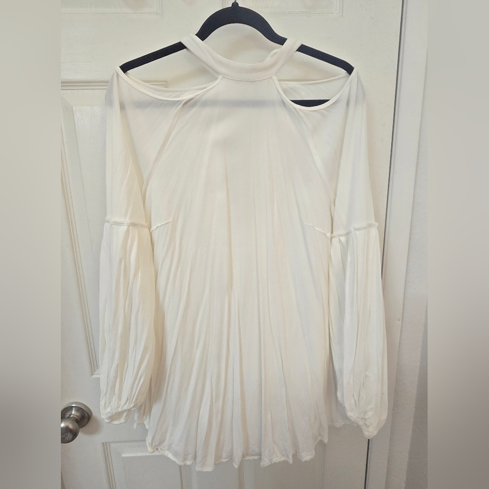 Free People cold shoulder White Women's Top
